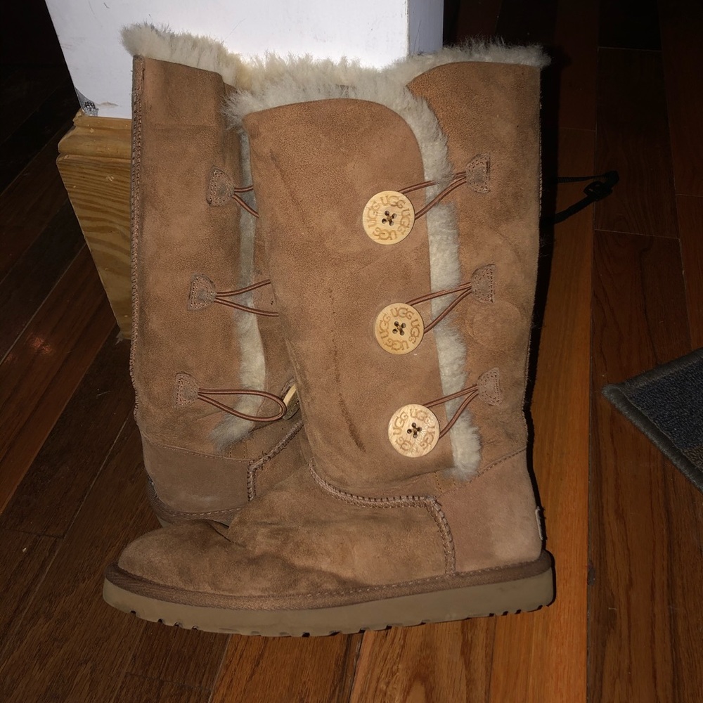 Tall brown uggs with buttons
